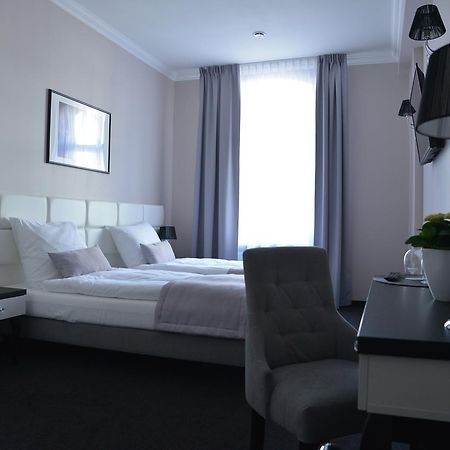 Hotel Villa Casino Слубице Екстериор снимка