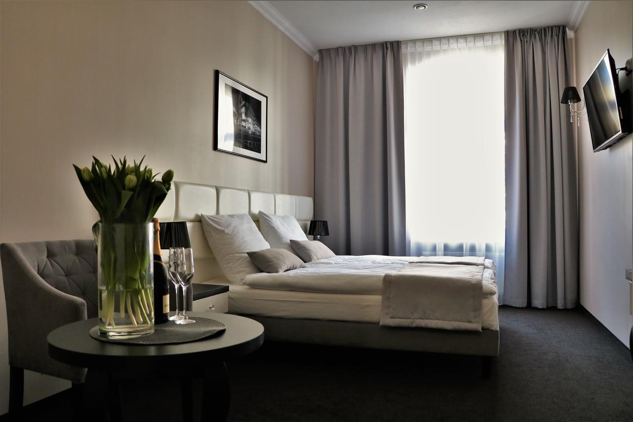 Hotel Villa Casino Слубице Екстериор снимка