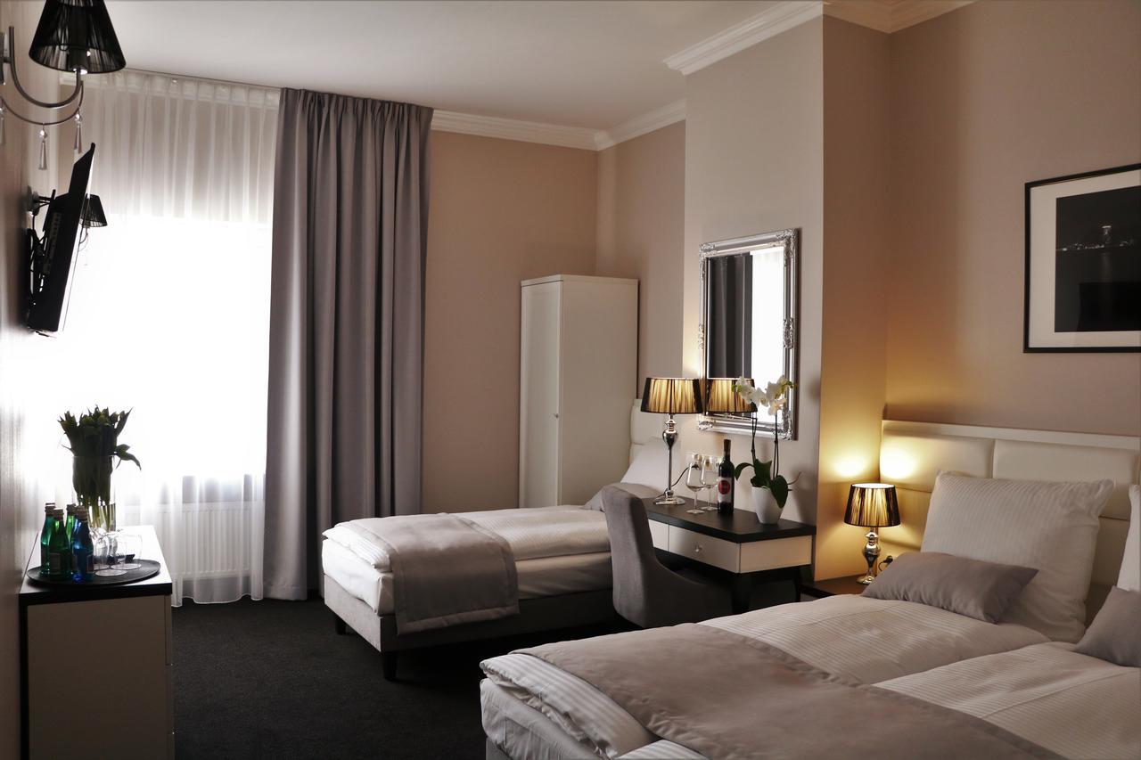 Hotel Villa Casino Слубице Екстериор снимка