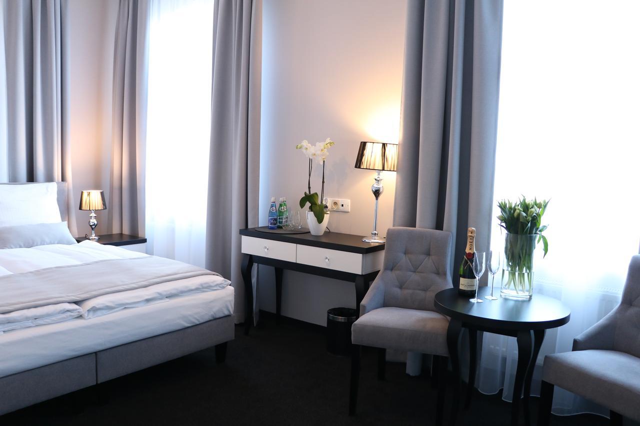 Hotel Villa Casino Слубице Екстериор снимка